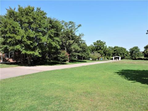 2318 Walnut Dr, Tuttle, OK 73089 photo 6