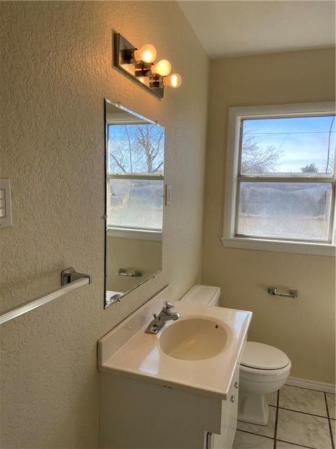 1204 E Cherry St, Altus, OK 73521 photo 11