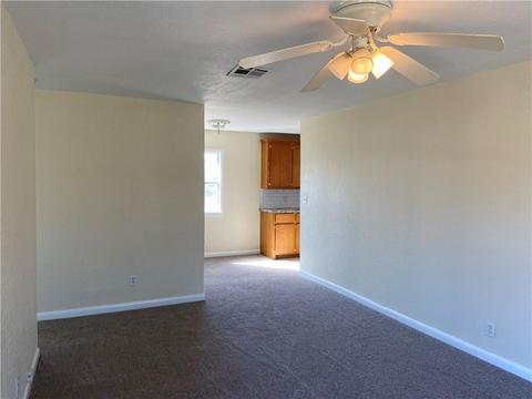 1204 E Cherry St, Altus, OK 73521 photo 4