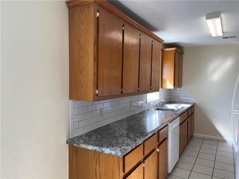 1204 E Cherry St, Altus, OK 73521 photo 7