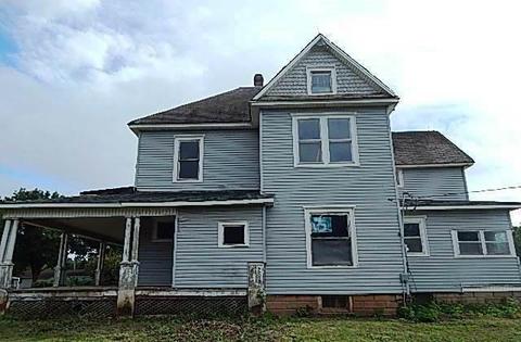302 S 6th St, Verden, OK 73092 photo 2