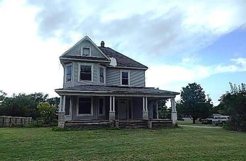 302 S 6th St, Verden, OK 73092 photo 1