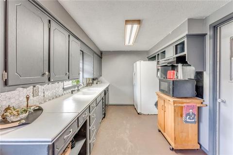 218 E Cherry Ave, Yukon, OK 73099 photo 14