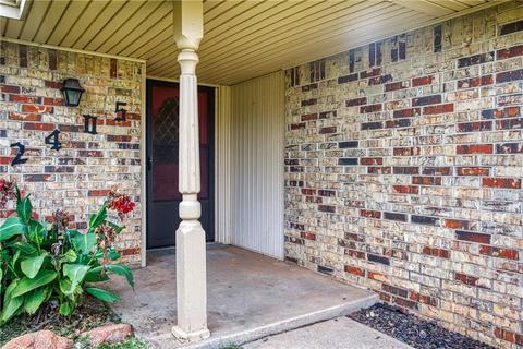 2405 N Robin St, Altus, OK 73521 photo 3