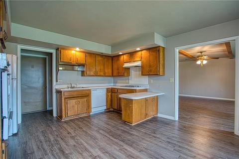 2405 N Robin St, Altus, OK 73521 photo 9