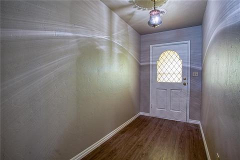 2405 N Robin St, Altus, OK 73521 photo 4