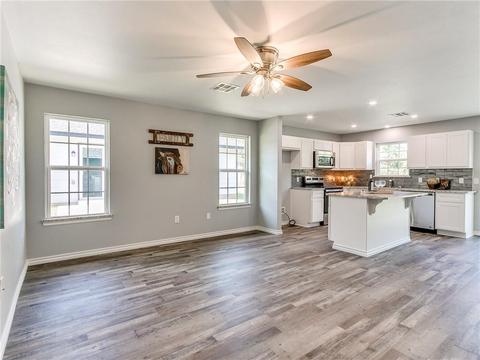 1814 E Harrison Ave, Guthrie, OK 73044 photo 4