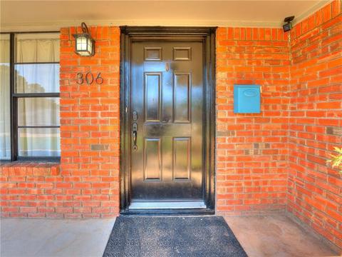 306 Forest Dr, Norman, OK 73069 photo 3