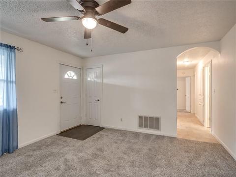 504 S Pine St, Guthrie, OK 73044 photo 5
