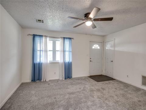 504 S Pine St, Guthrie, OK 73044 photo 6
