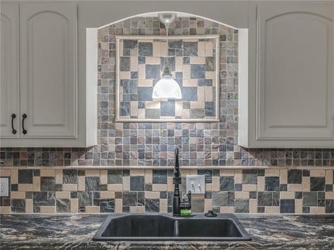 504 S Pine St, Guthrie, OK 73044 photo 9