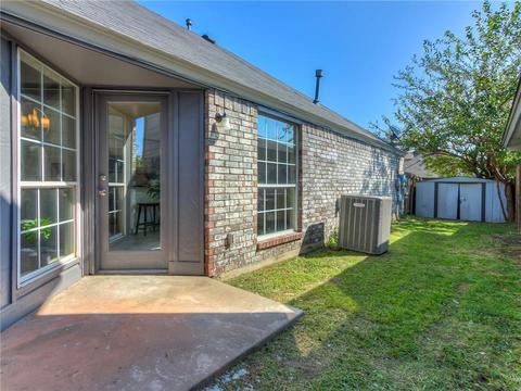 2116 S Lakecrest Dr, Moore, OK 73170 photo 29