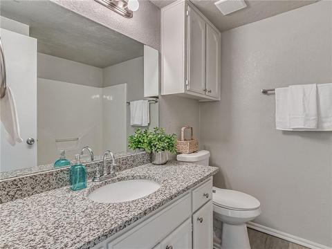 2116 S Lakecrest Dr, Moore, OK 73170 photo 25
