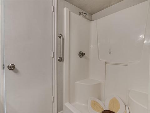 2116 S Lakecrest Dr, Moore, OK 73170 photo 18