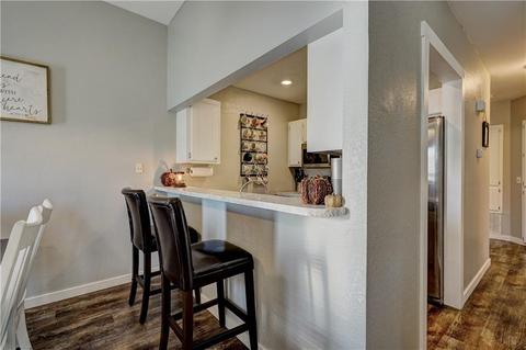 2117 Lonnie Ln, Moore, OK 73170 photo 6