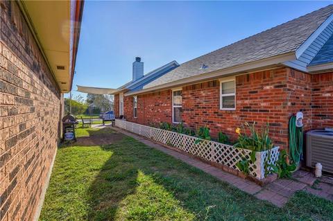 2117 Lonnie Ln, Moore, OK 73170 photo 25