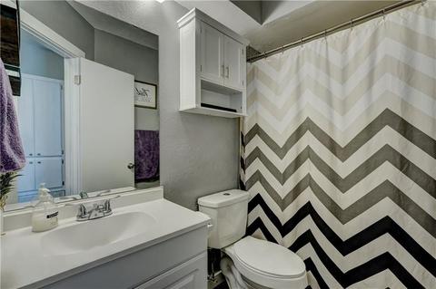 2117 Lonnie Ln, Moore, OK 73170 photo 20