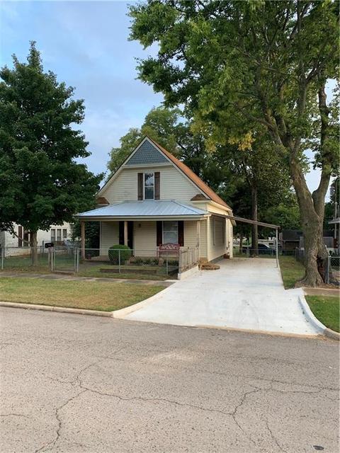 1223 E 9th St, Shawnee, OK 74801 photo 1