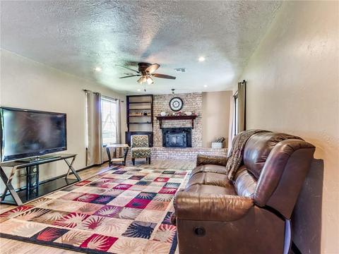 125 Pickard Dr, Mcloud, OK 74851 photo 2