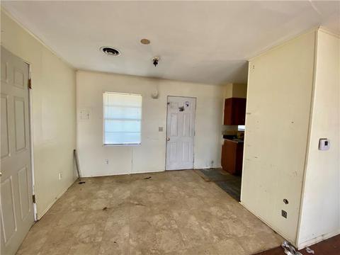 321 S Laing Ave, Watonga, OK 73772 photo 6
