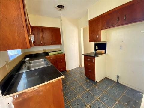 321 S Laing Ave, Watonga, OK 73772 photo 7