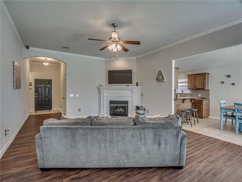 4234 Macys Pl, Moore, OK 73160 photo 6