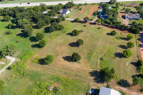2376 E Sooner Rd, Blanchard, OK 73010 photo 4
