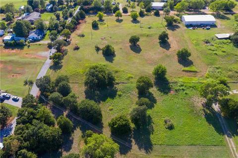 2376 E Sooner Rd, Blanchard, OK 73010 photo 6