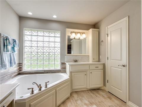 608 Spavinaw Ln, Edmond, OK 73025 photo 12