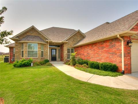 608 Spavinaw Ln, Edmond, OK 73025 photo 1
