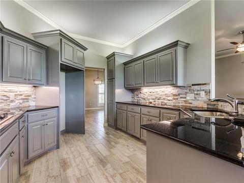 608 Spavinaw Ln, Edmond, OK 73025 photo 5