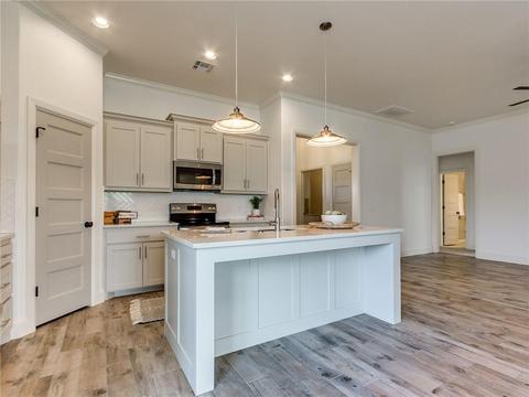 2101 Cox Ln, Moore, OK 73160 photo 8