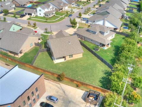 2101 Cox Ln, Moore, OK 73160 photo 4