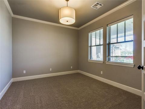 2101 Cox Ln, Moore, OK 73160 photo 5