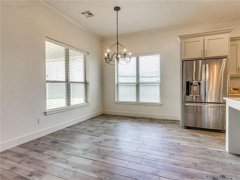 2101 Cox Ln, Moore, OK 73160 photo 11