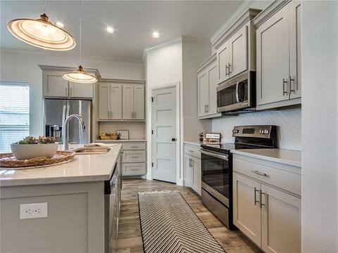 2101 Cox Ln, Moore, OK 73160 photo 7