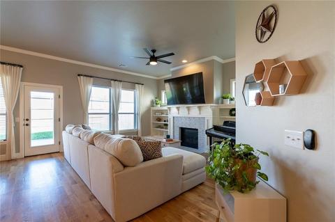 2113 Cox Ln, Moore, OK 73160 photo 6