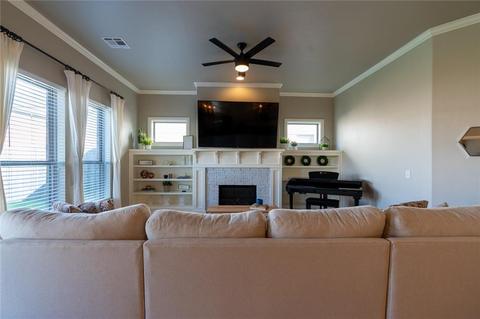 2113 Cox Ln, Moore, OK 73160 photo 7