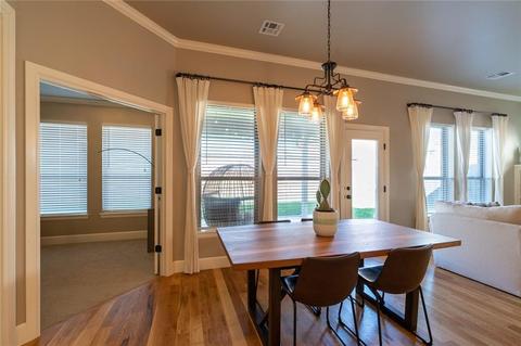 2113 Cox Ln, Moore, OK 73160 photo 12