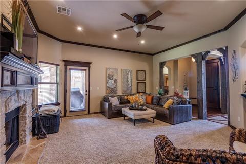 3404 Elmo Way, Moore, OK 73160 photo 9