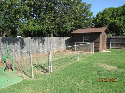 2600 N Robin St, Altus, OK 73521 photo 29