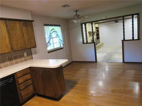 2600 N Robin St, Altus, OK 73521 photo 10