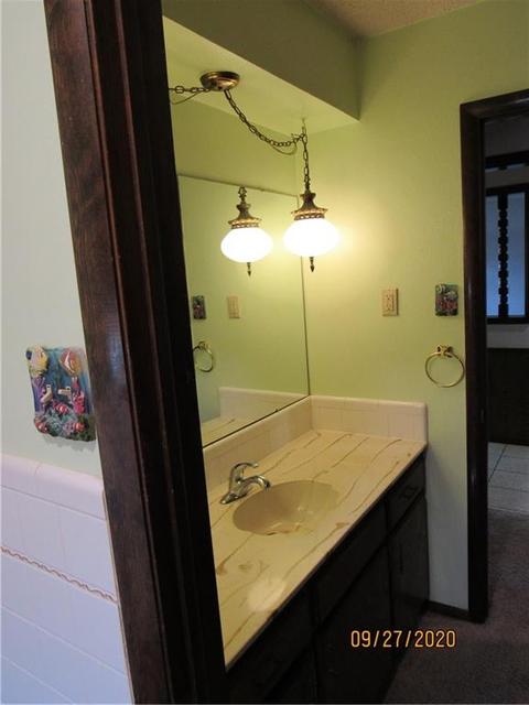 2600 N Robin St, Altus, OK 73521 photo 7
