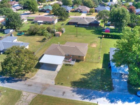 880 S Hampton Rd, Harrah, OK 73045 photo 6