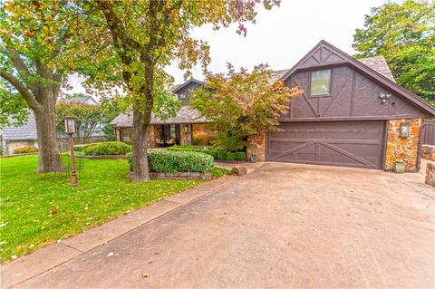 2005 Eagle Dr, Edmond, OK 73034 photo 2