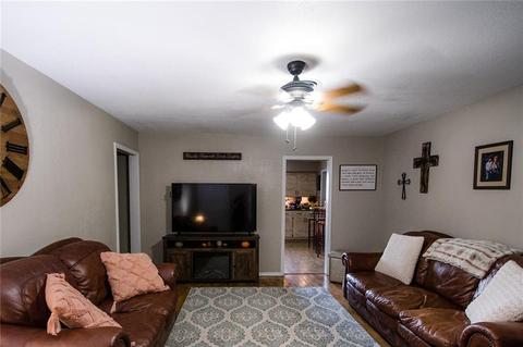 809 E Hanna Ave, Davis, OK 73030 photo 8