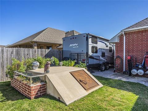 2201 SW 30th St, Moore, OK 73170 photo 34