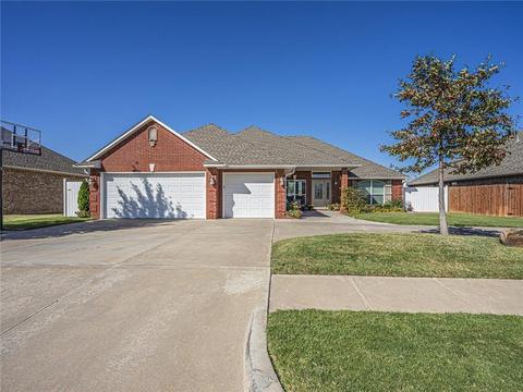 2201 SW 30th St, Moore, OK 73170 photo 3