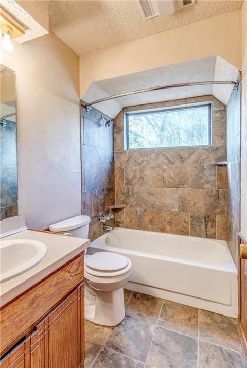 332 Cherryvale Rd, Edmond, OK 73003 photo 12