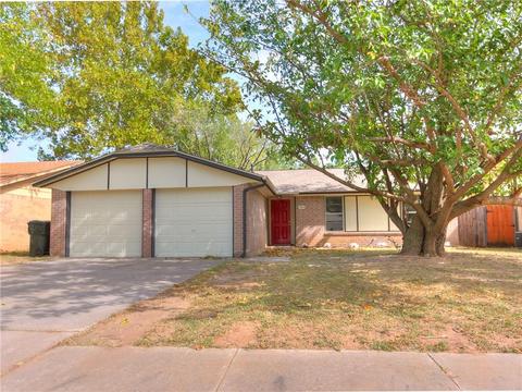 701 Ash Ln, Norman, OK 73072 photo 1